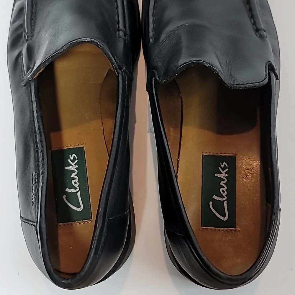 Clarks black loafer 5 mens leather slipon comfy casual office